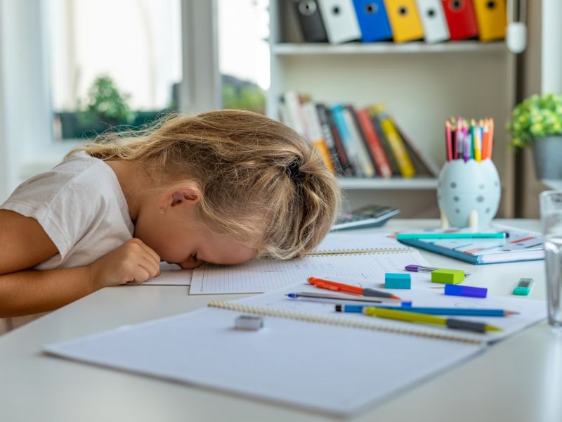 چه چیزی باعث اختلال ADHD در کودک می‌شود؟