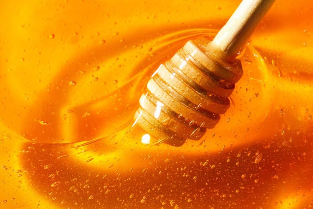 آیا عسل قند دارد؟