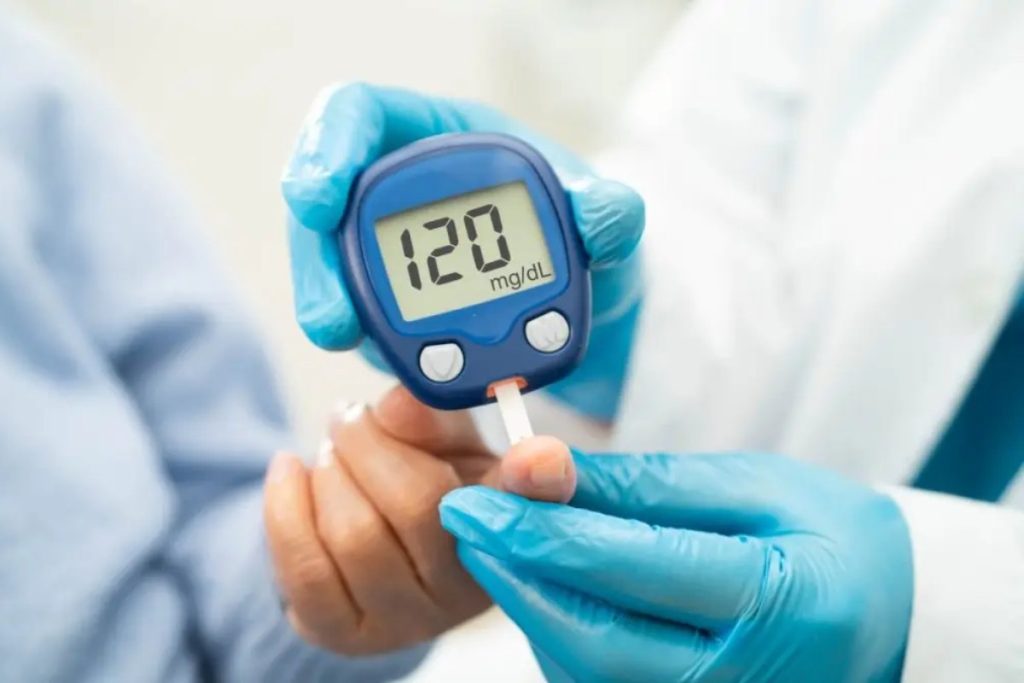 تاثیر پرکاری تیروئید بر سطح قند خون