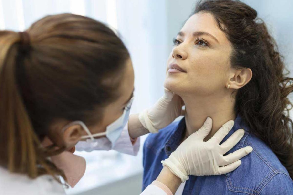 بررسی کامل روش‌های درمان پرکاری تیروئید