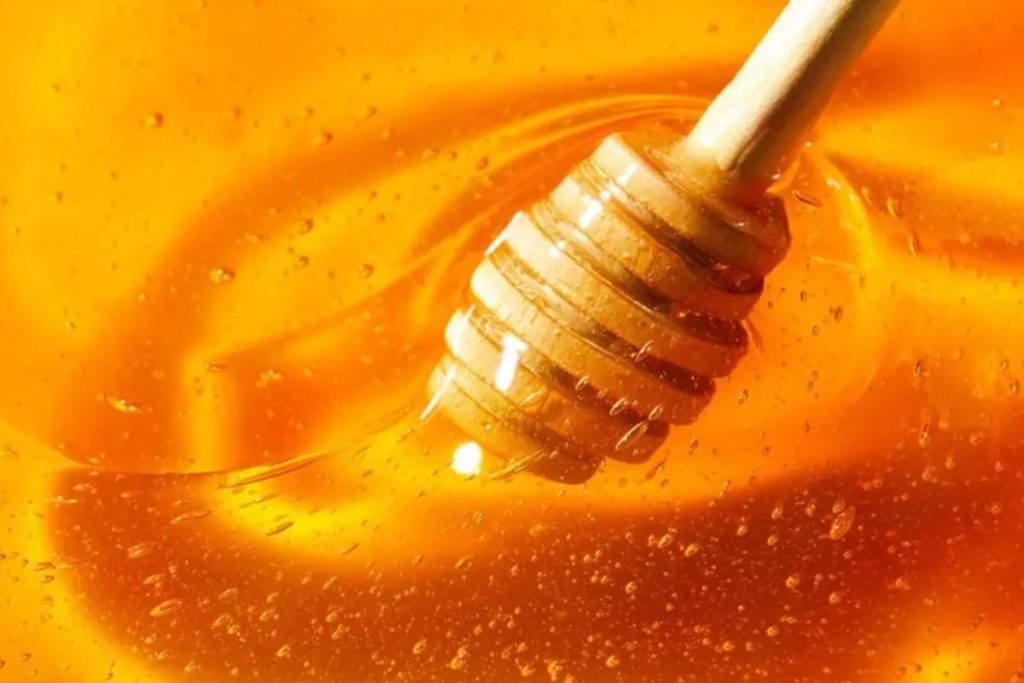 آیا عسل قند دارد