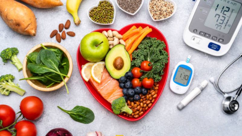 بهترین میوهها برای پایین آوردن قند خون بهترین میوهها برای پایین آوردن قند خون