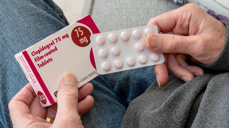 نحوه و زمان مصرف قرص کلوپیدوگرل نحوه و زمان مصرف قرص کلوپیدوگرل