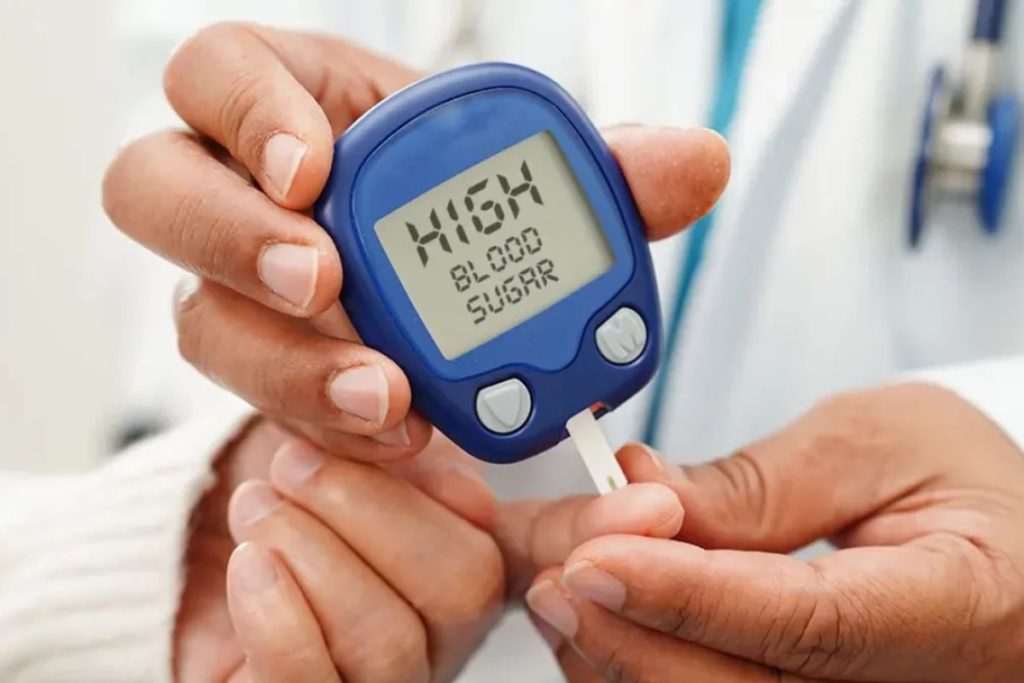عوارض قند خون بالا