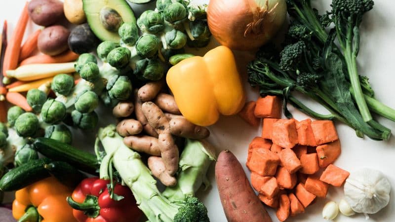 توصیه‌های سبک زندگی و نحوه مصرف سبزیجات در دوران التهاب معده (گاستریت)