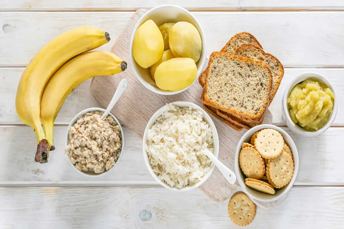 12 راه خانگی برای درمان معده درد